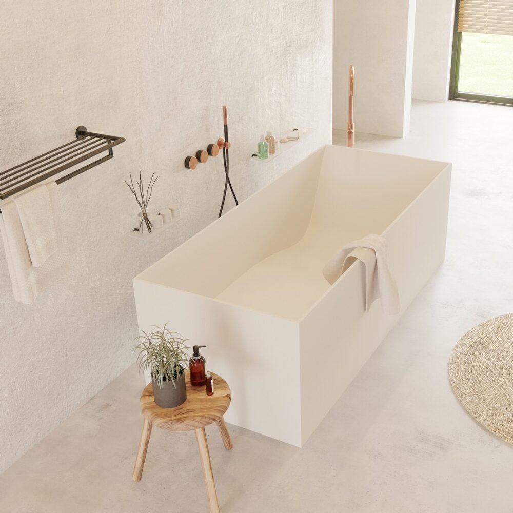 SolidSTAR white rectangular bathtub in matte white finish
