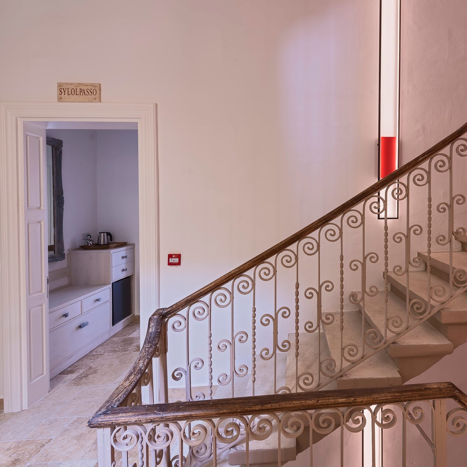 Mire LED wall light by CINIER, a perfect combination of contemporary style and superior energy performance