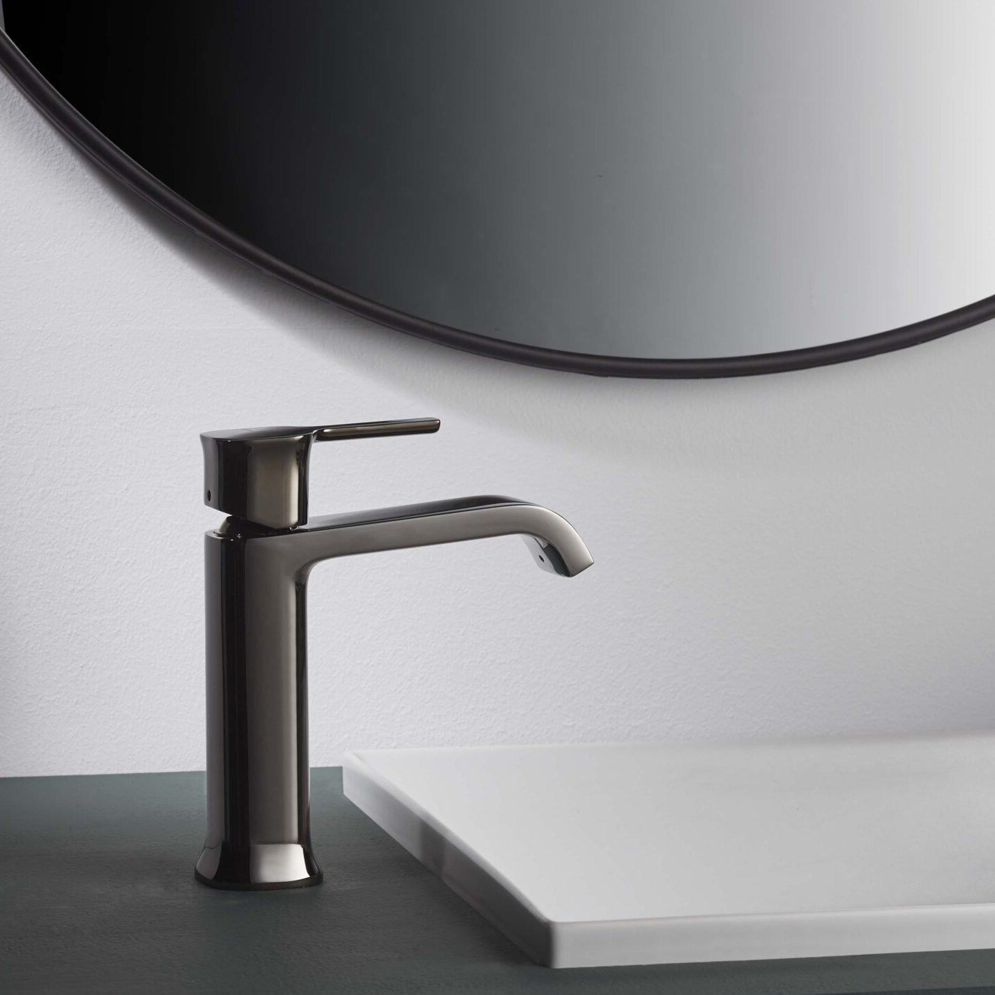 TAORMINA luxury faucet Elevate your bathroom with the TAORMINA luxury faucet by Ritmonio. Available in polished gold and brushed nickel, this designer tap combines style and functionality