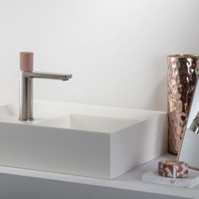 Ritmonio's HAPTIC premium bathroom faucet, featuring a single-lever mixer for washbasins, with a 5-1/2″ height, 5″ projection, and 4-7/8″ spout height