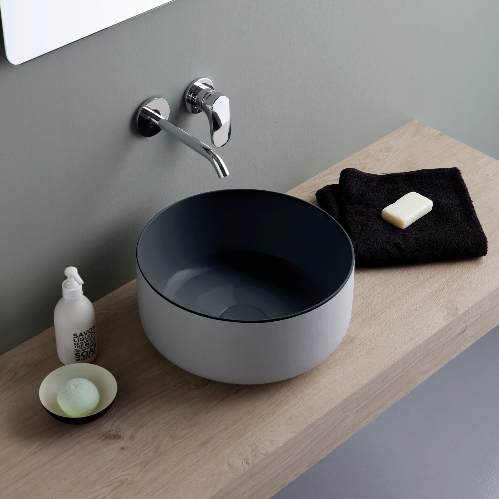 Bucchero round ceramic washbasin Durable and stylish Bucchero round ceramic washbasin, featuring eco-friendly materials