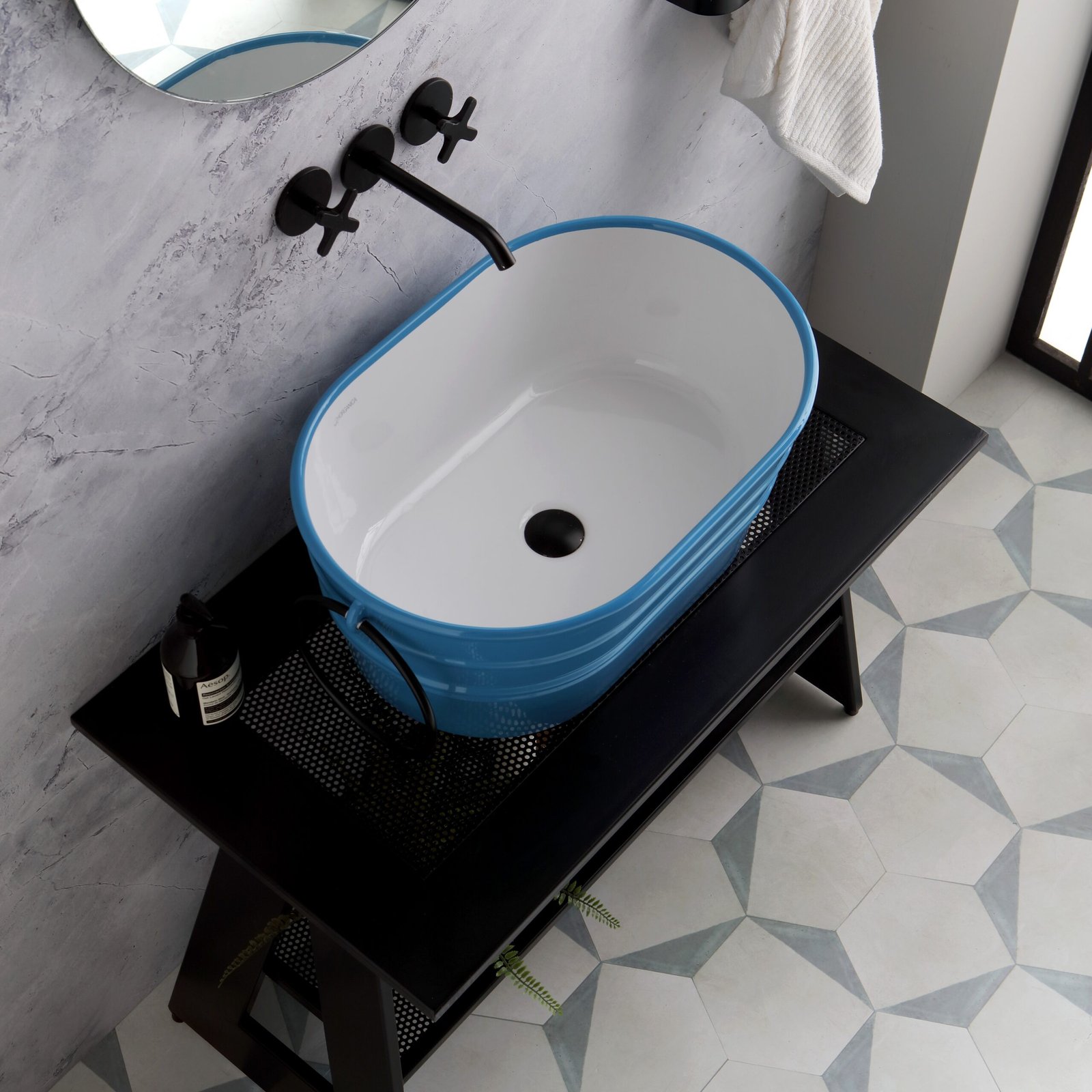 Horganica's Tinozza Elongated Counter Vessel Horganica's Tinozza Elongated Counter Vessel combines premium materials and sleek curves to deliver elegance and practicality